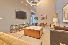Private Apt Seaport with Gym - VIA-401